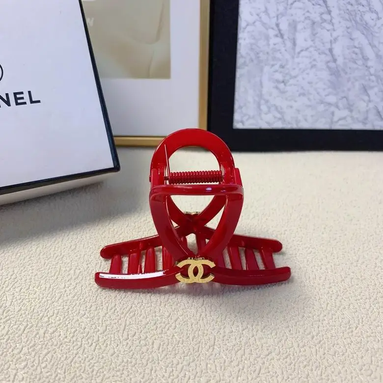 Chanel Hair Grab Clip  (1)